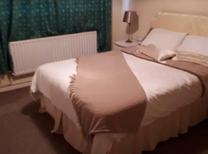 3 Macnean Park